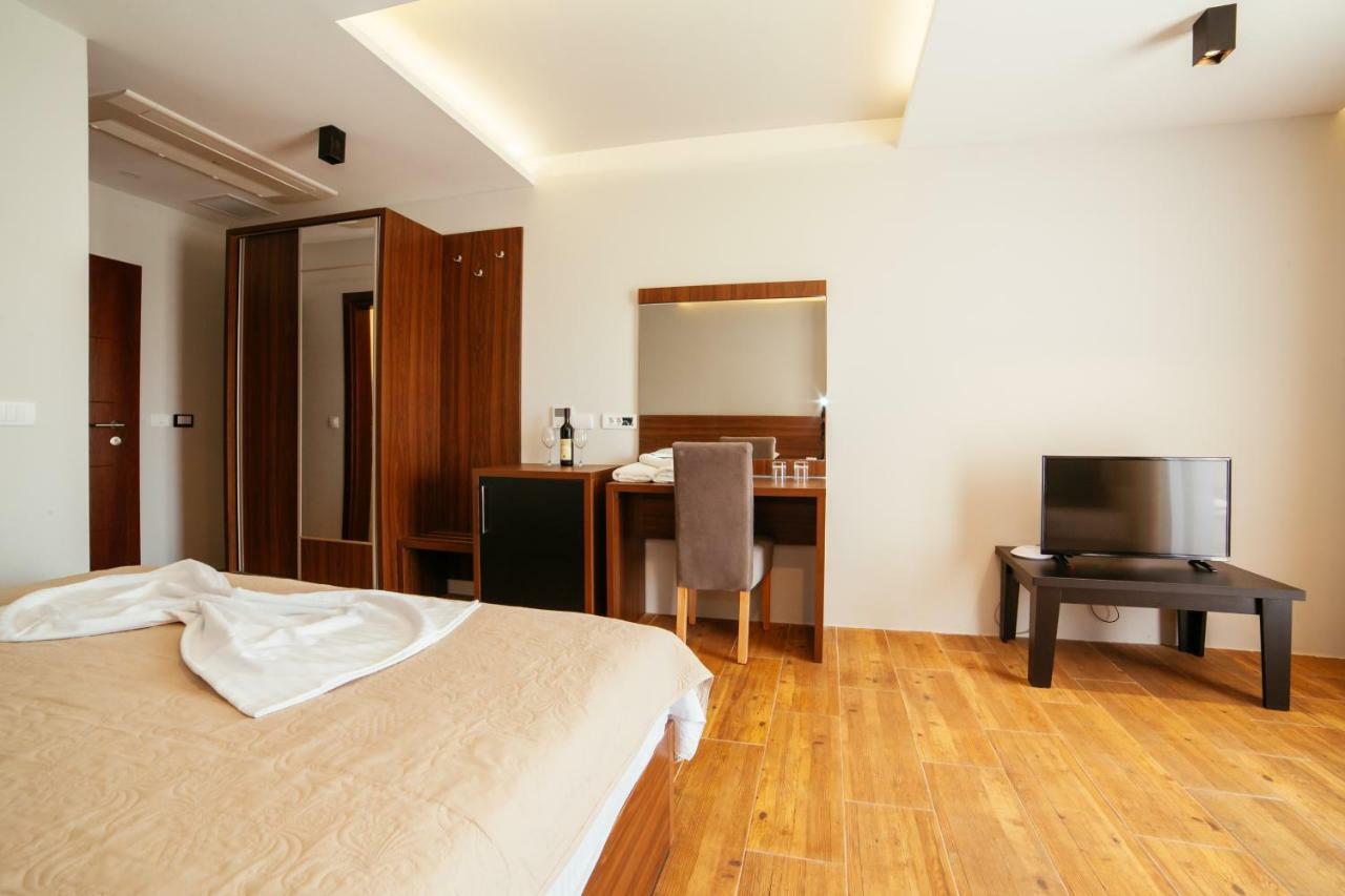 مبيت وإفطار أولتْسي Adriatica Sea & Sun المظهر الخارجي الصورة